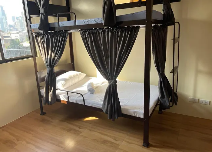 Hostel The Budget Manila