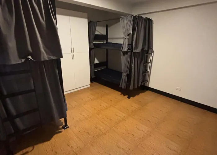 Hostel The Budget Manila